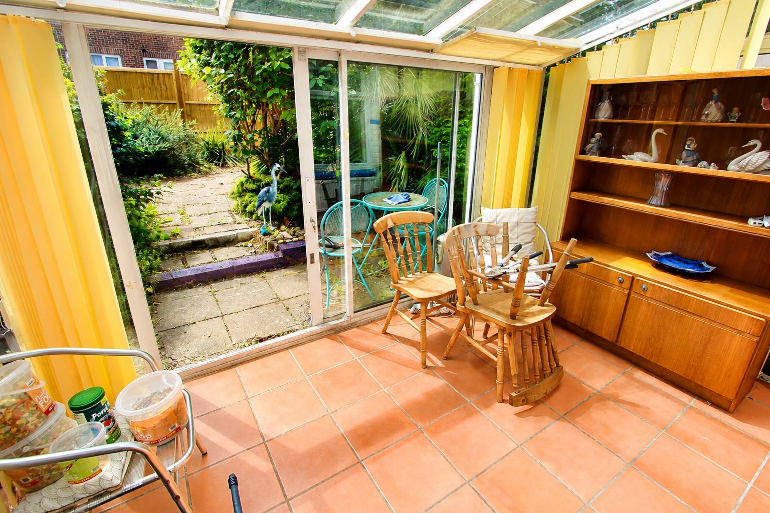 3 bed property in Mariette Way, Wallington